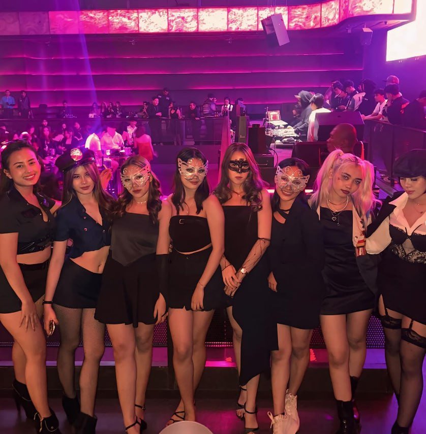 Model Utama Royal Club VIP